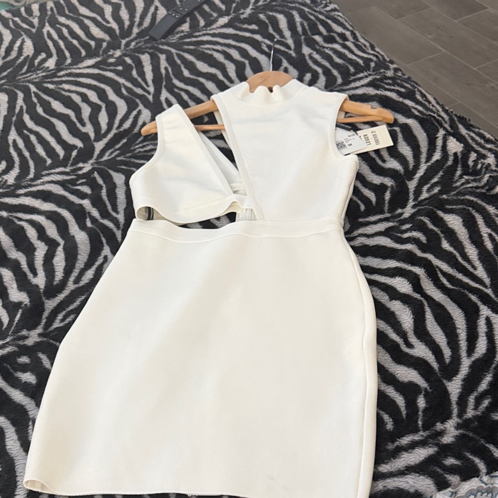 Herve Leger Cream Asymmetrical Sleeveless Dress - Picture 3 of 3